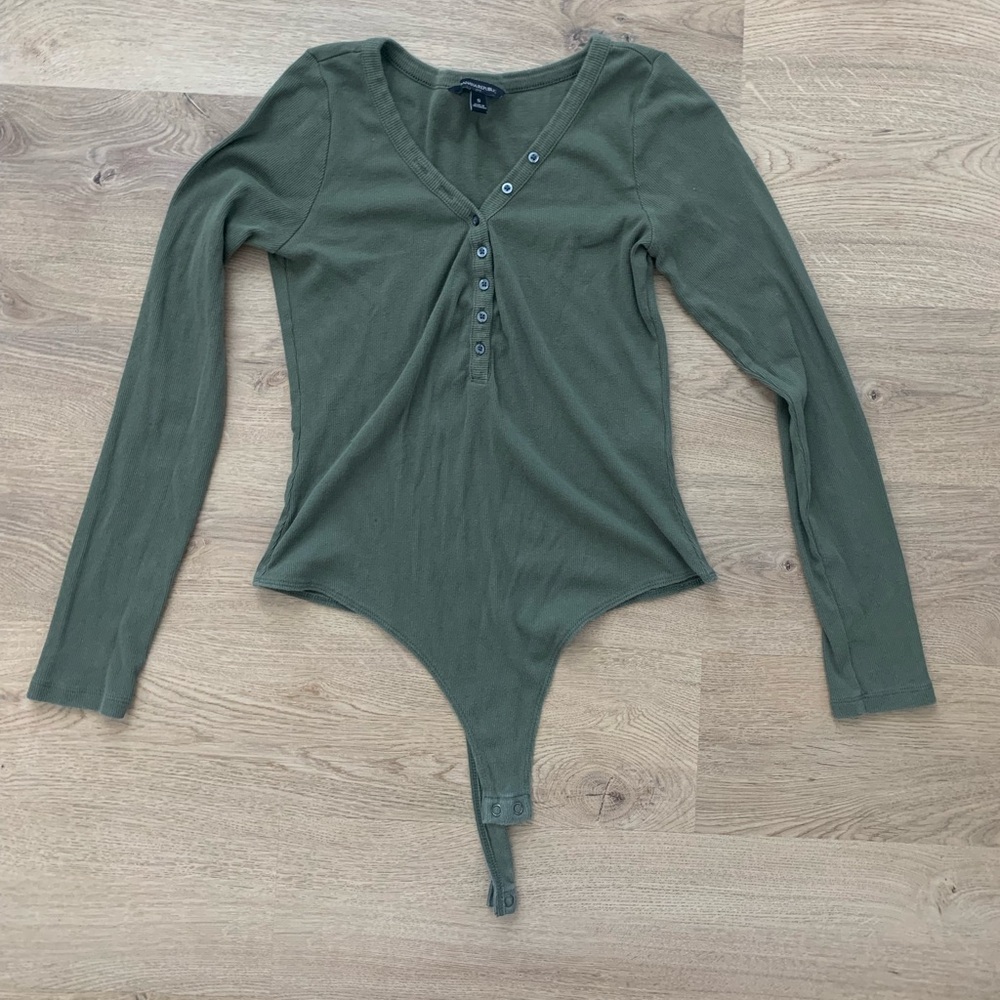 Banana Republic Green Fitted Long Sleeve Bodysuit